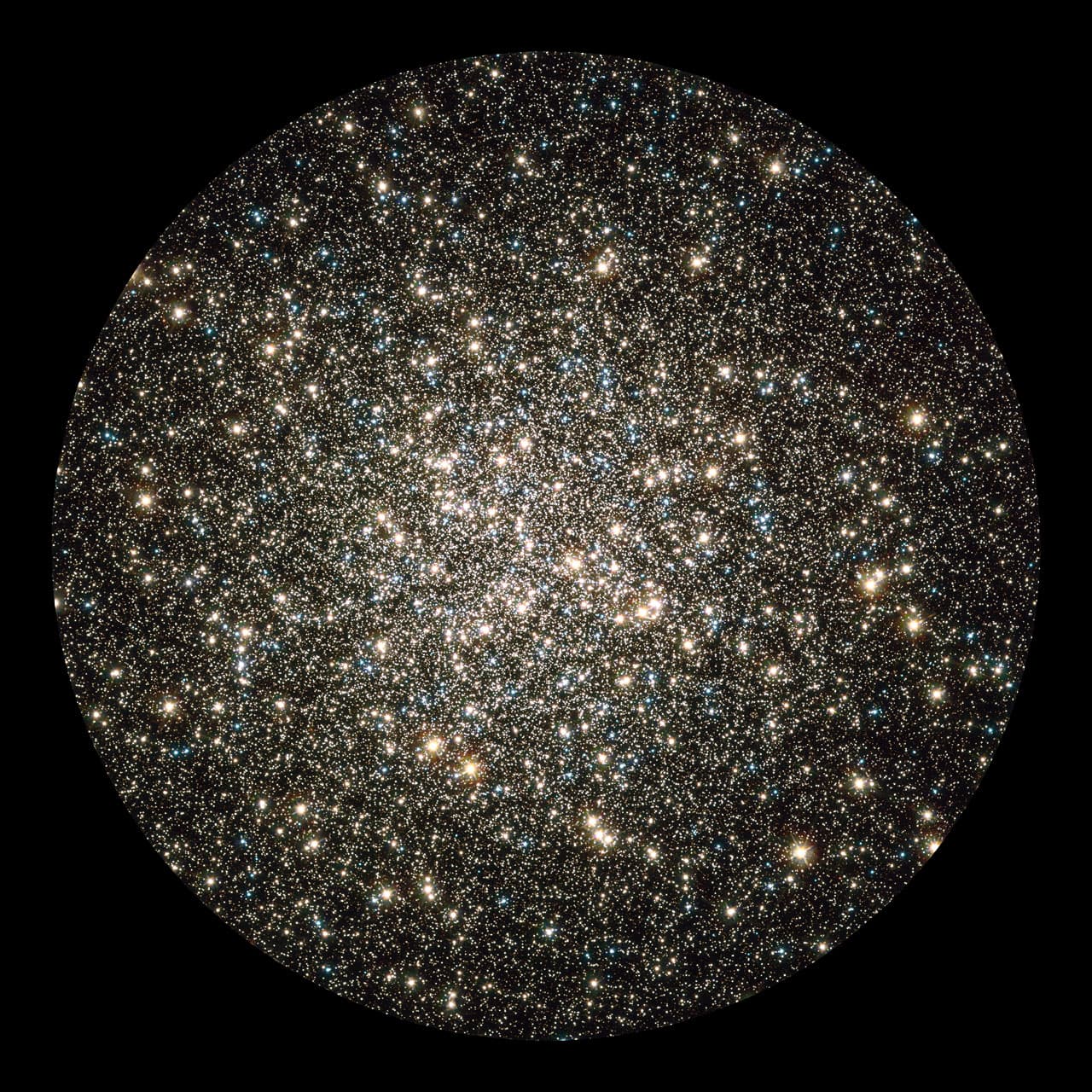The Great Hercules Cluster, hundreds of thousands of stars, photographed by Hubble